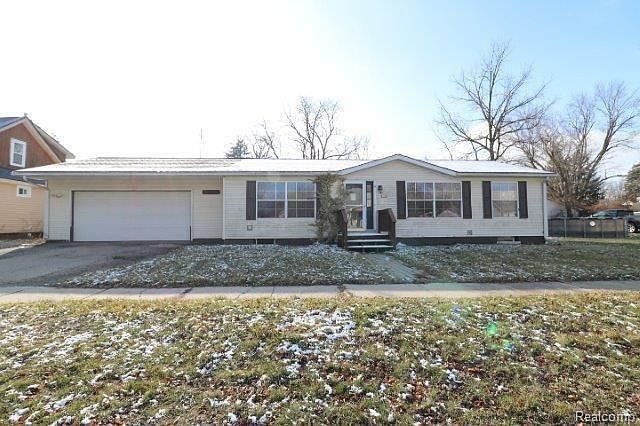 1486 Ready Ave Burton MI 48529 Zillow