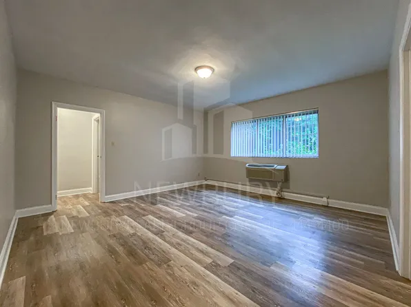 WestWood Apartments, 301 San Juan Dr #319-06, McKeesport, PA 15133