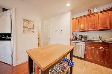 Rented by MADEHOME