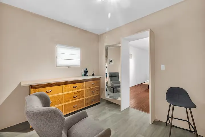 1439 E Admiral Blvd — Photo 9