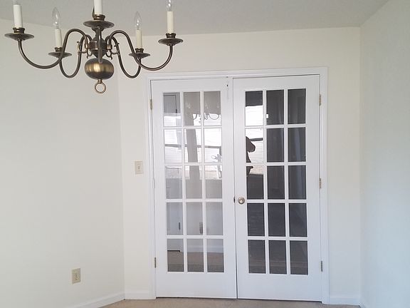 2nd image of 2301 Zornbrook Dr
