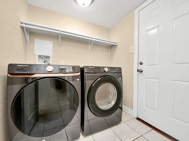 12334 Misty Laurel Dr — Photo 24
