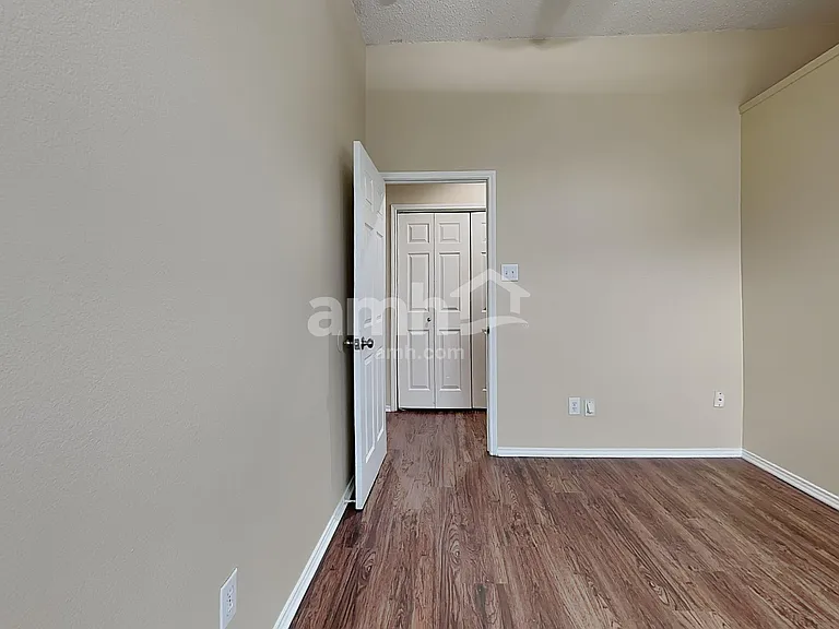 223 Dartmouth Dr — Photo 14