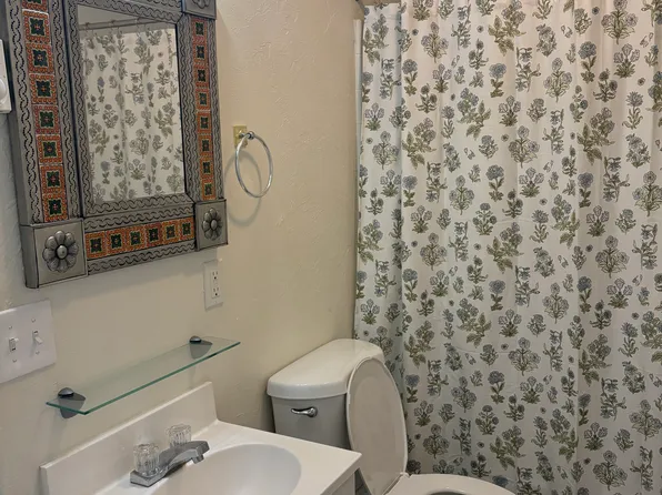 966 E 4th Ave APT B, Durango, CO 81301