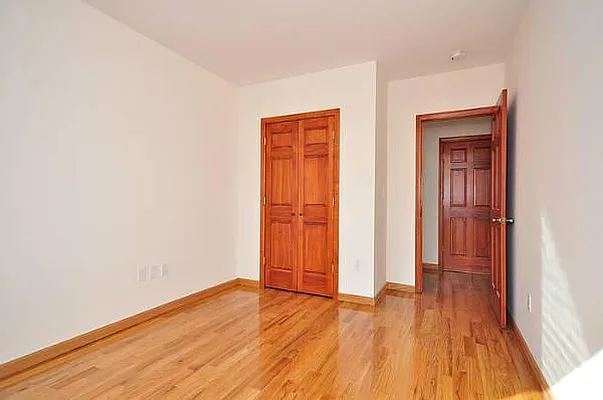 Rented by Astoria NY Condos | media 24