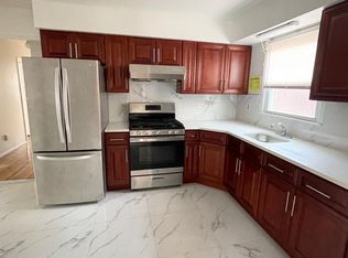 43-60 166th St FLOOR 2, Flushing, NY 11358