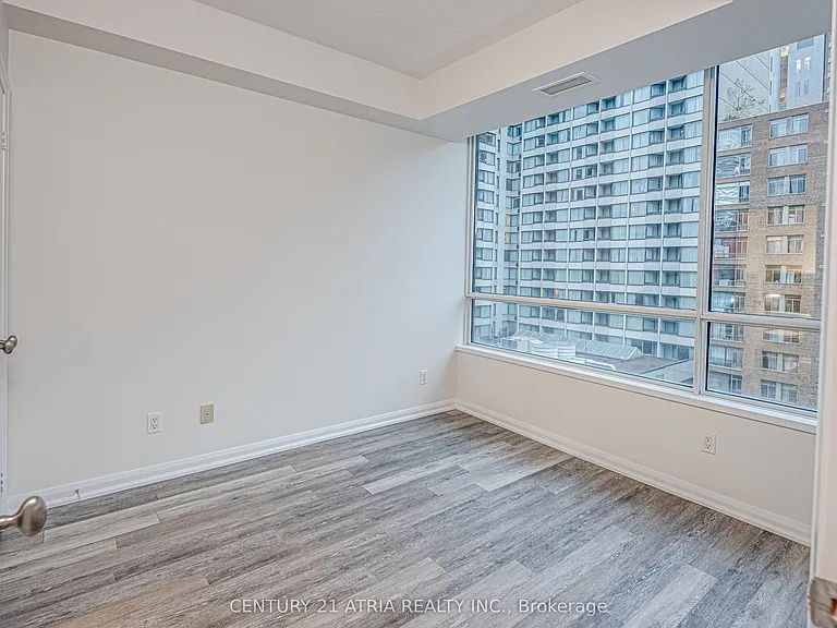 111 Elizabeth St #1117 — Photo 6