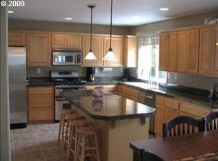 142 Cambridge Ave, Silverton, OR