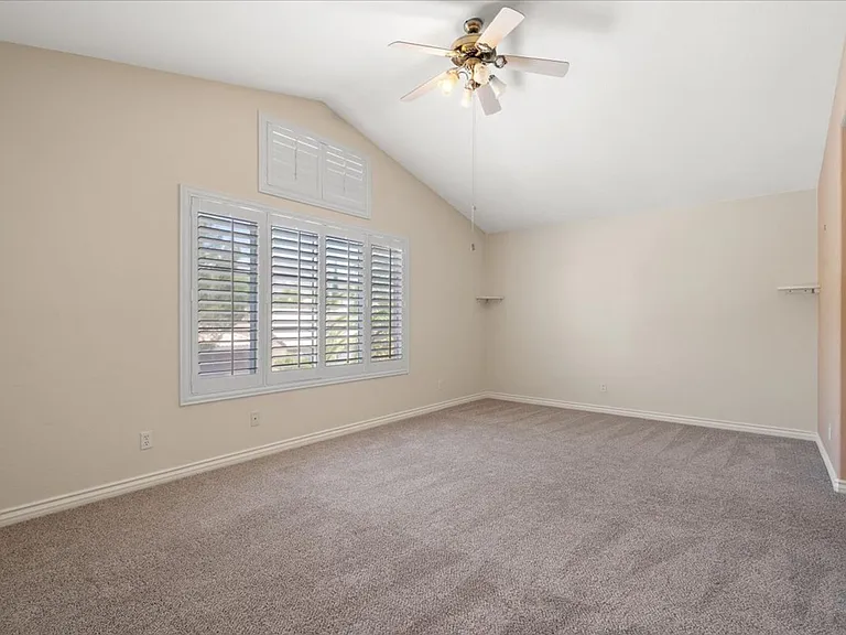2336 Huntsville Dr — Photo 18
