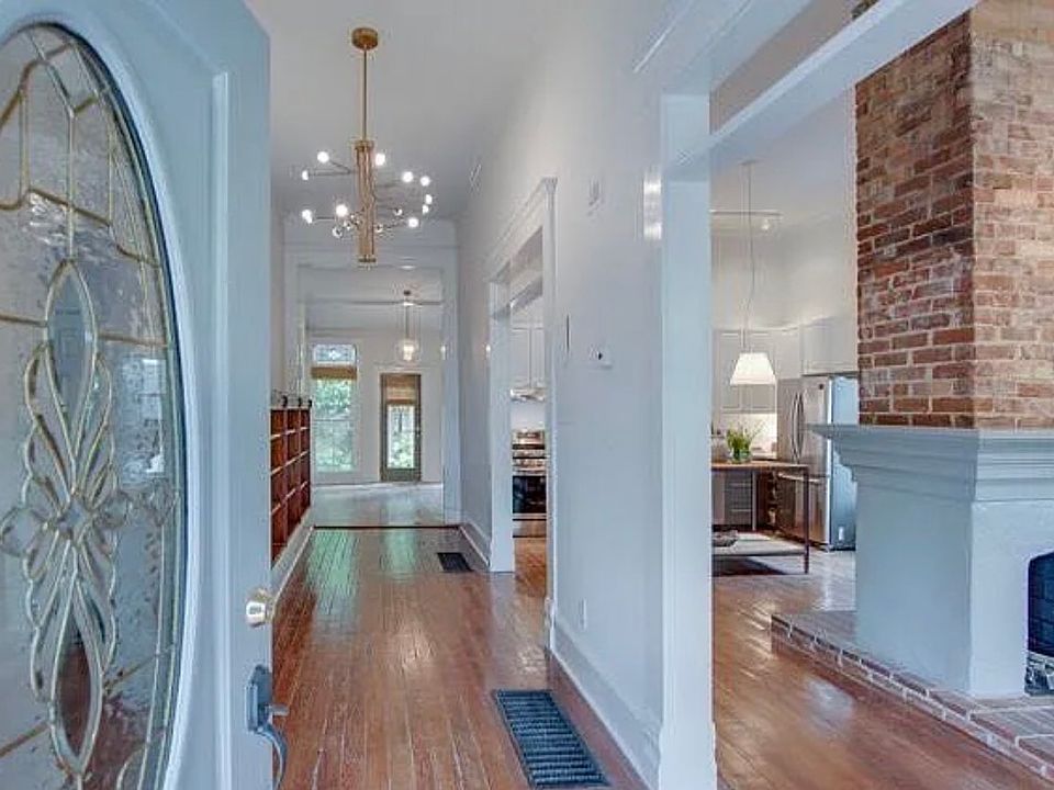 1st image of 350 Woodward Ave SE