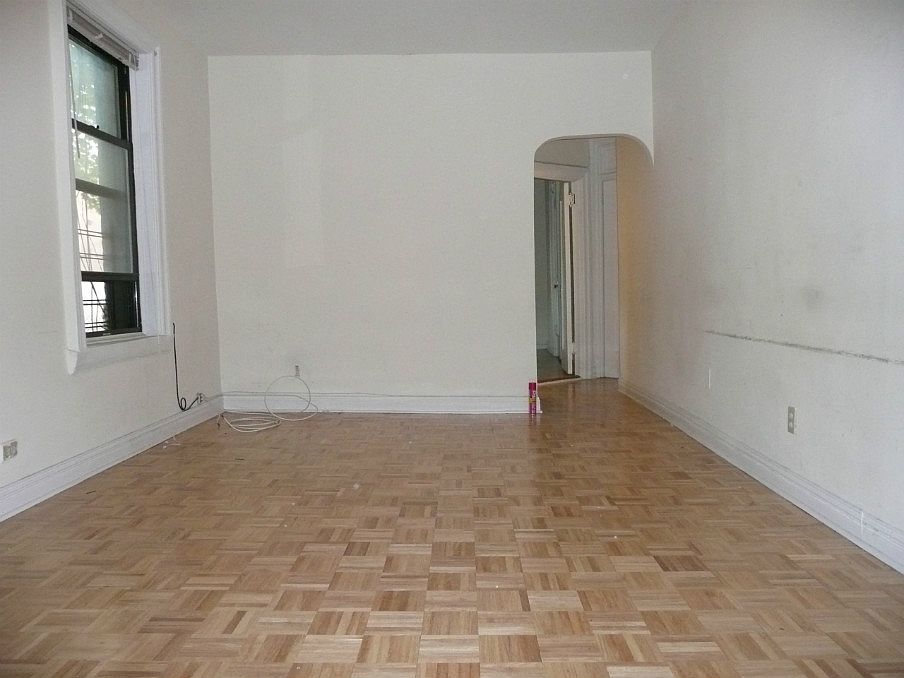 1st image of 20 Laurel Hill Ter APT 2A