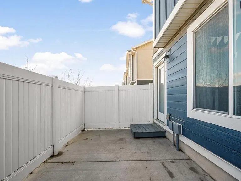 1116 E Pilot St — Photo 12