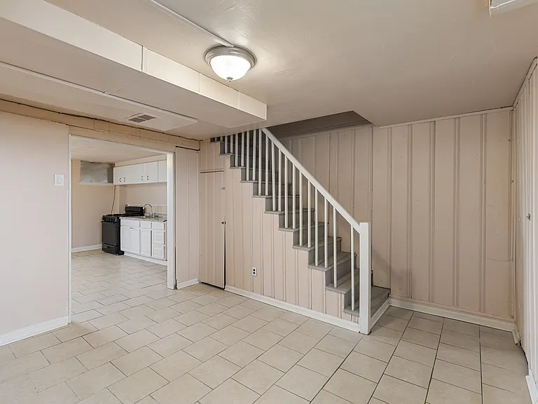 3902 Erdman Ave #1 — Photo 8