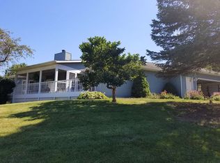 1961 Baintree Rd, Davis, IL 61019