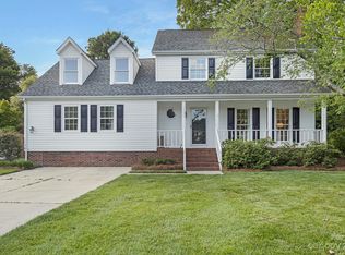 13633 Strathaven Dr, Matthews, NC 28105