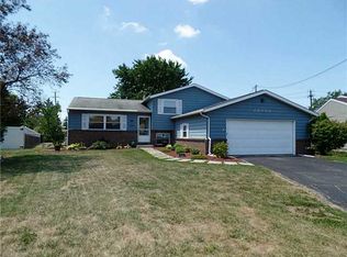 28699 Starlight Rd, Perrysburg, OH 43551