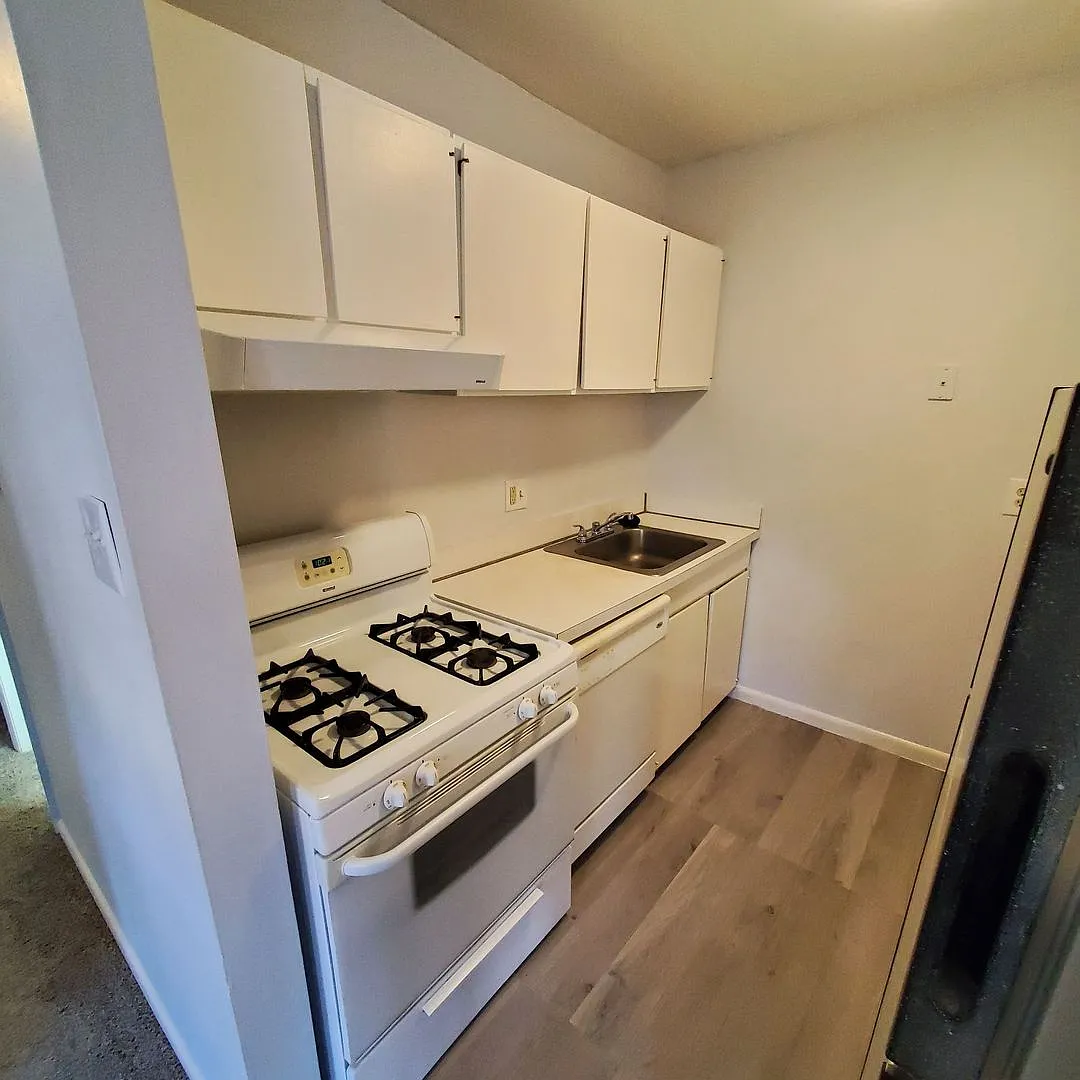 Two Bedroom Apartment Available At Barracks West — Photo 1