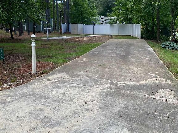 2nd image of 126 Kansas Dr #1945