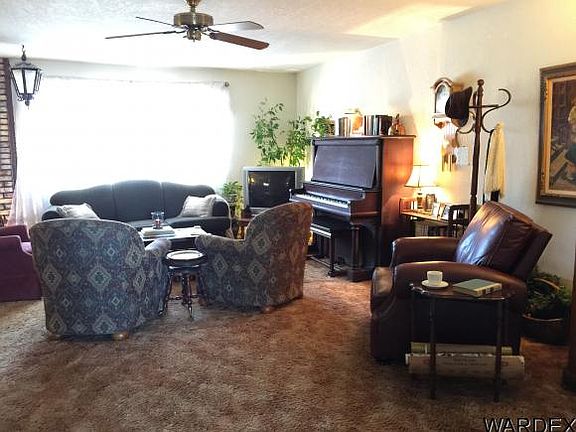 4th image of 2633 Karen Ave