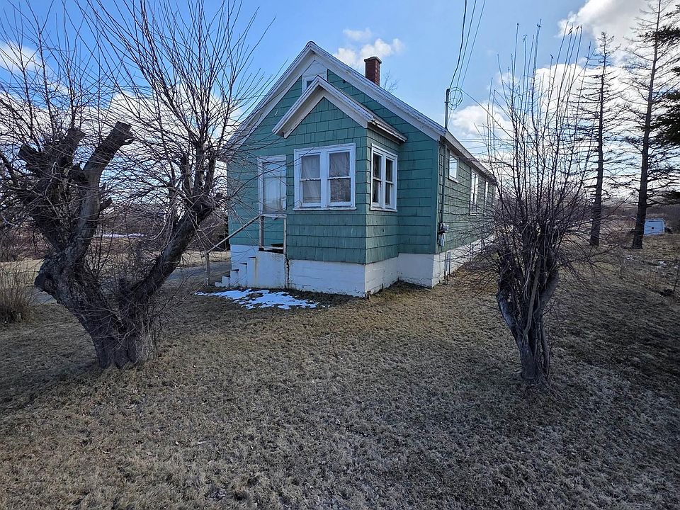 2nd image of 660 Grand Lake Rd