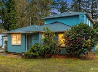 11739 Meridian Ave N, Seattle, WA