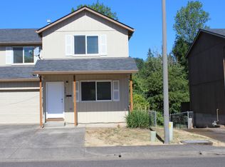 52613 NW 4th St, Scappoose, OR 97056