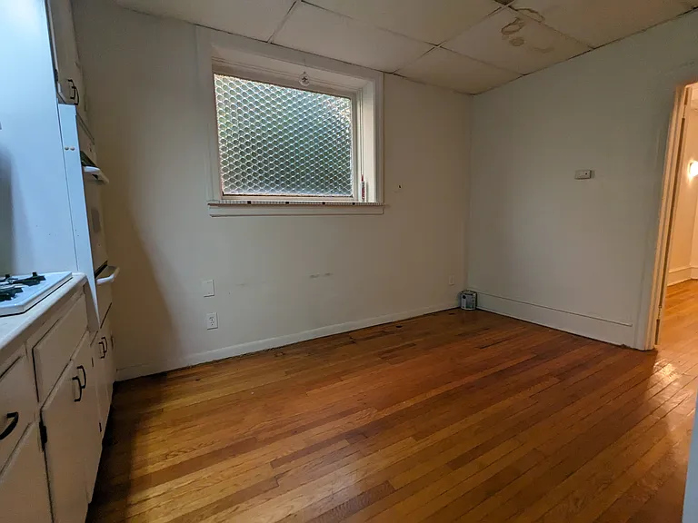 4520-spruce-st-1f-8-2