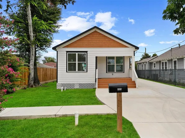 225 Royder St, Houston, TX 77009