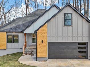 110 Shoreham Dr, Inman, SC 29349