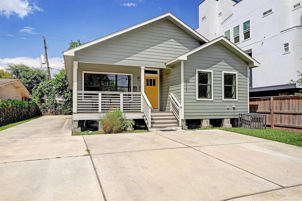 1 bed, 1.0 bath, 744 sqft, $1,500 — Photo 2