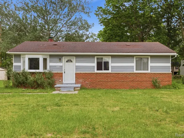 6291 Edmund St, Romulus, MI 48174