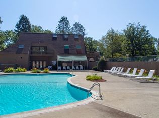 London Court, Merrimack, NH 03054