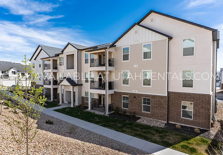 881 N Coulsen Dr #I102 — Photo 23