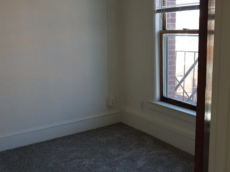 466 Broadway — Photo 18
