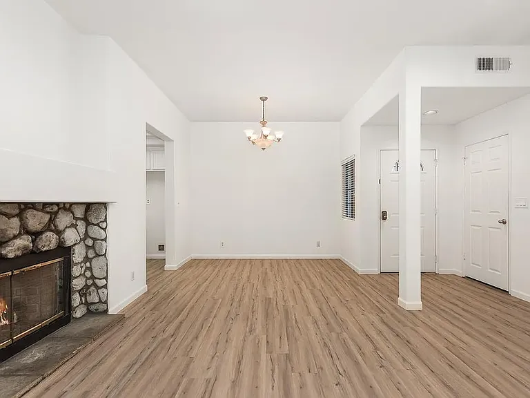 8182 Mainsail Dr #102 — Photo 11