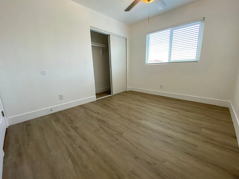 4410 Highland — Photo 14