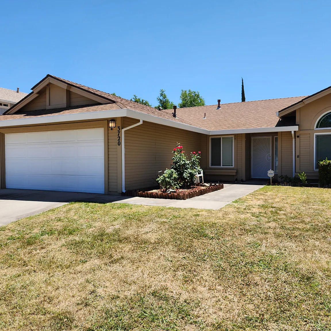 3720 Rollins Way photo 1