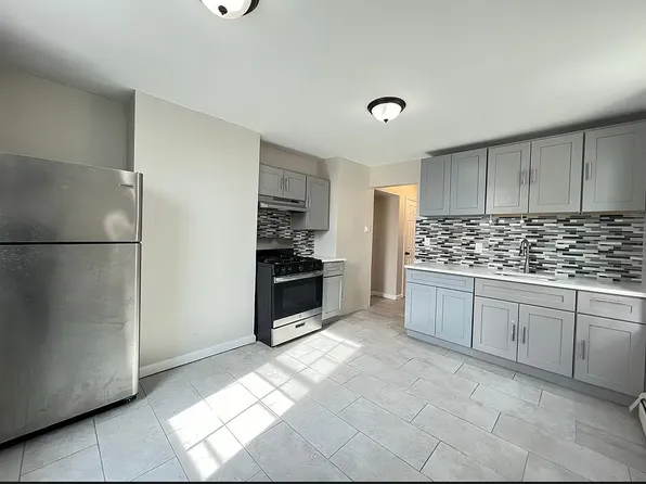 139 Wilkinson Avenue image 1 of 5