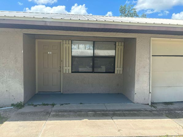 3851 NW Archer St #101