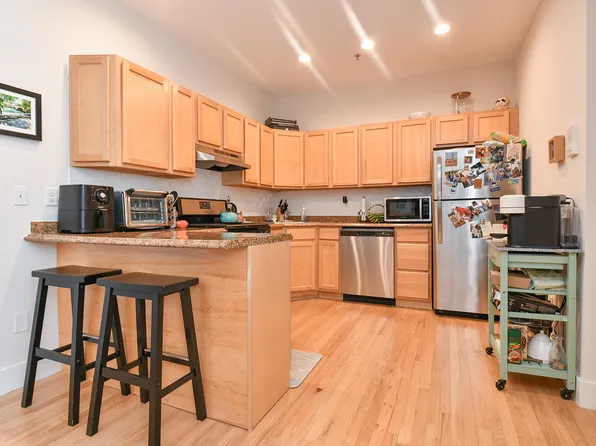 314 2nd Street image 1 of 13