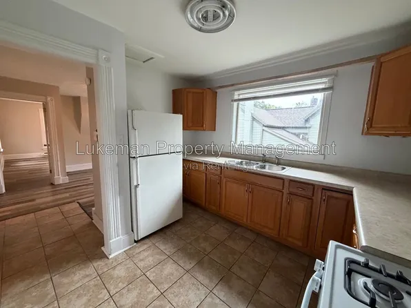 525 Minor Ave, Kalamazoo, MI