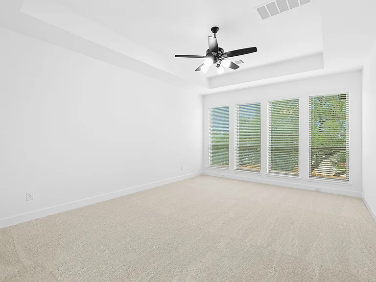 310 Barton Crk — Photo 27