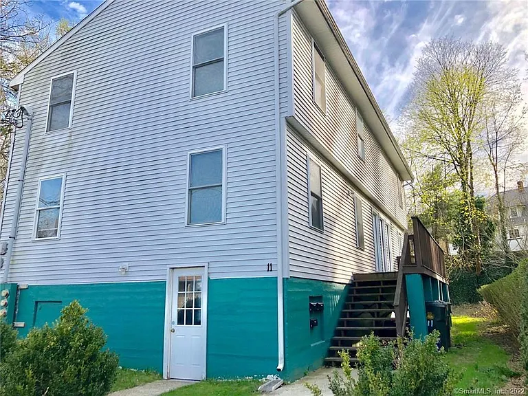 11 Moore Ct #A — Photo 1