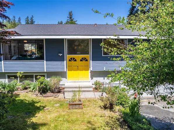 2104 N 188th Street, Shoreline, WA 98133