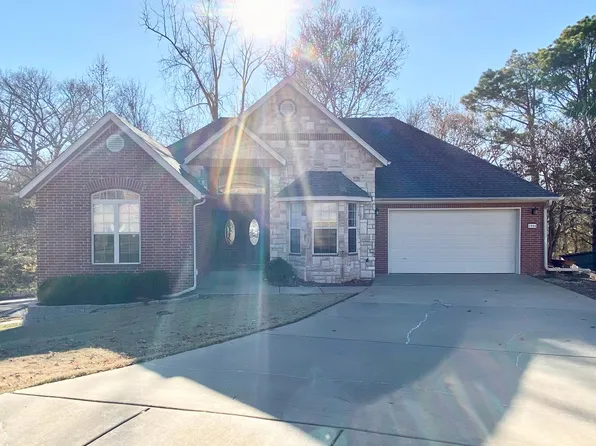 1806 NW Mustang Ave, Bentonville, AR 72712