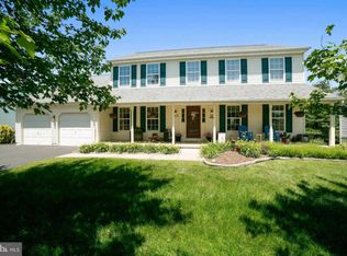 1055 Kingscote Dr, Harleysville, PA 19438
