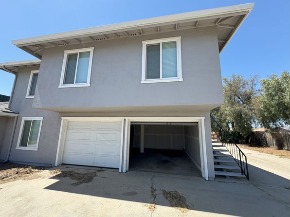 374A Oak Ave