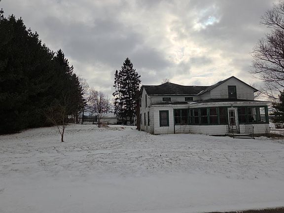 3rd image of 403 E Webb St