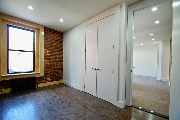 Rented by Bohemia Realty Group | media 16