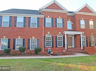 7134 Ayers Meadow Ln, Springfield, VA 22150